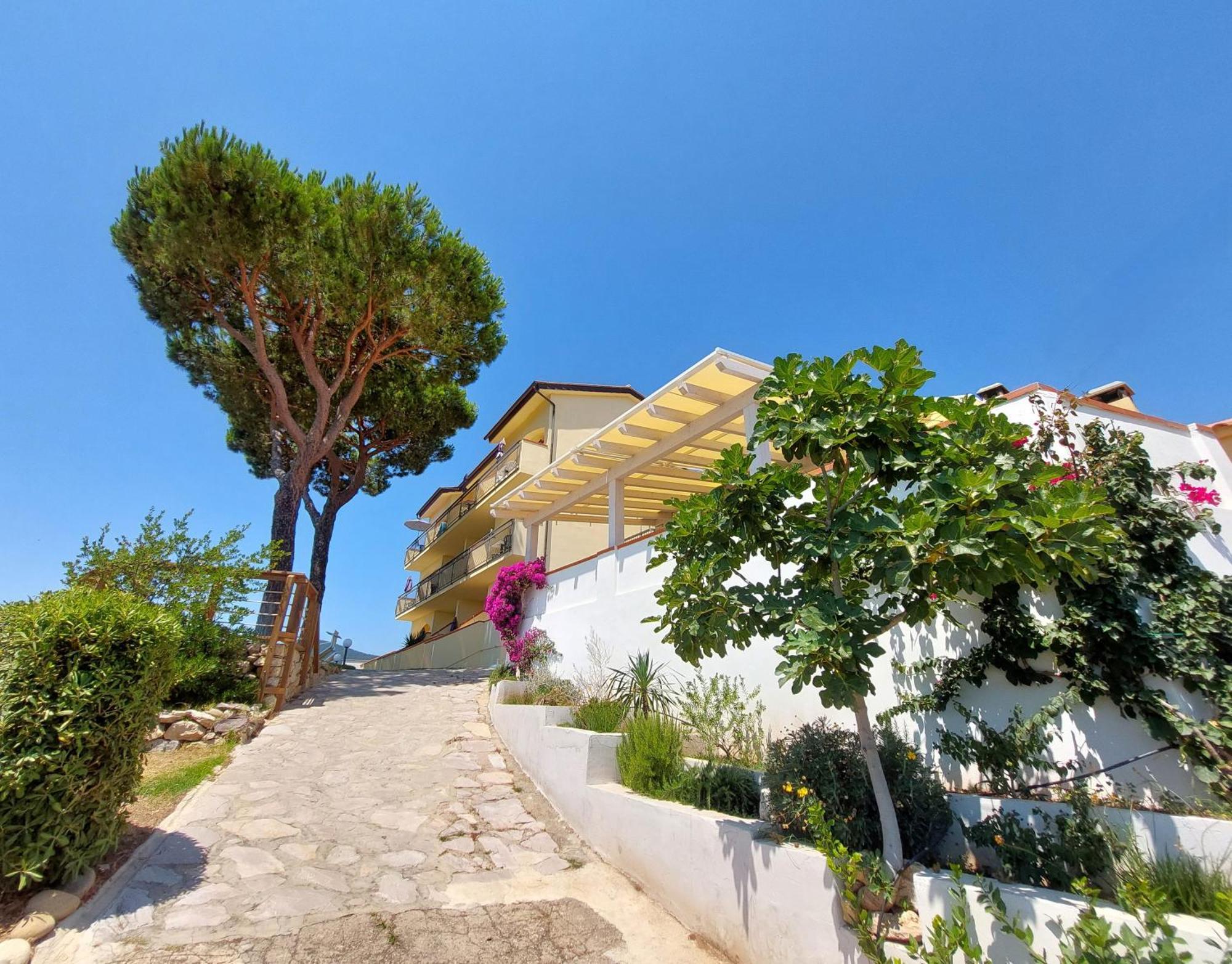 Residenza Mini Hotel - Rta E Appartamenti Vacanza Lacona Exterior photo