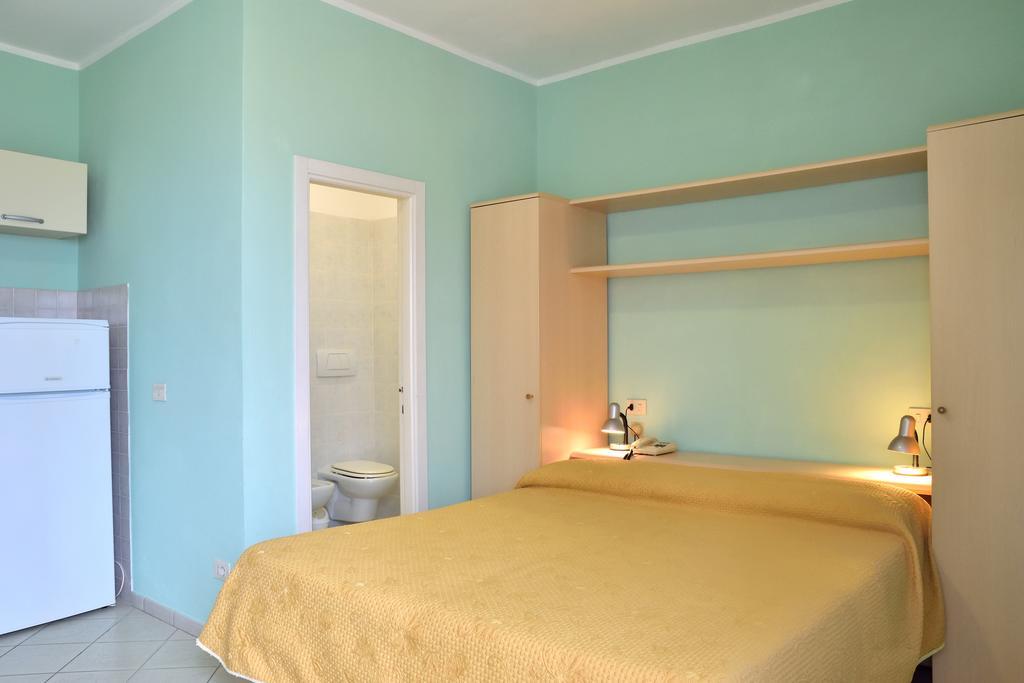 Residenza Mini Hotel - Rta E Appartamenti Vacanza Lacona Exterior photo